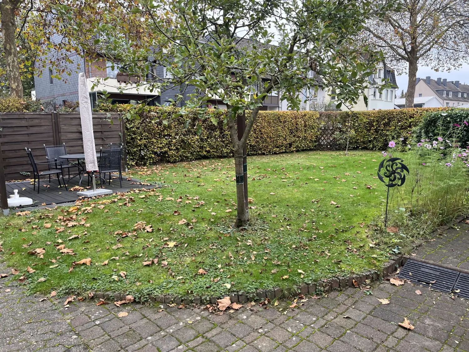 Wunderschöner Garten von EK Hausmeisterservice